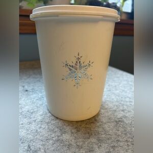 Tupperware White container with Snowflake Design